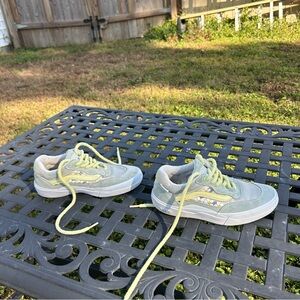 Vans Skate Wayvee Brighton Zeuner Pastel Green Skate‎ Shoes size 4 men